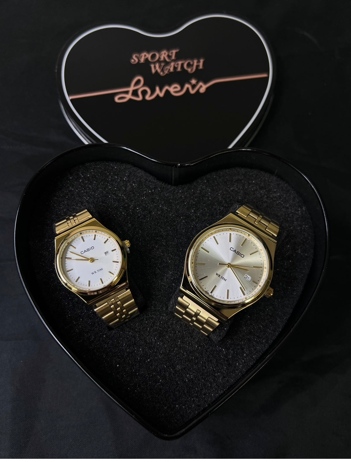 Pareja Casio + caja de corazón gratis