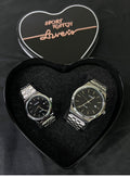 Pareja Casio + caja de corazón gratis